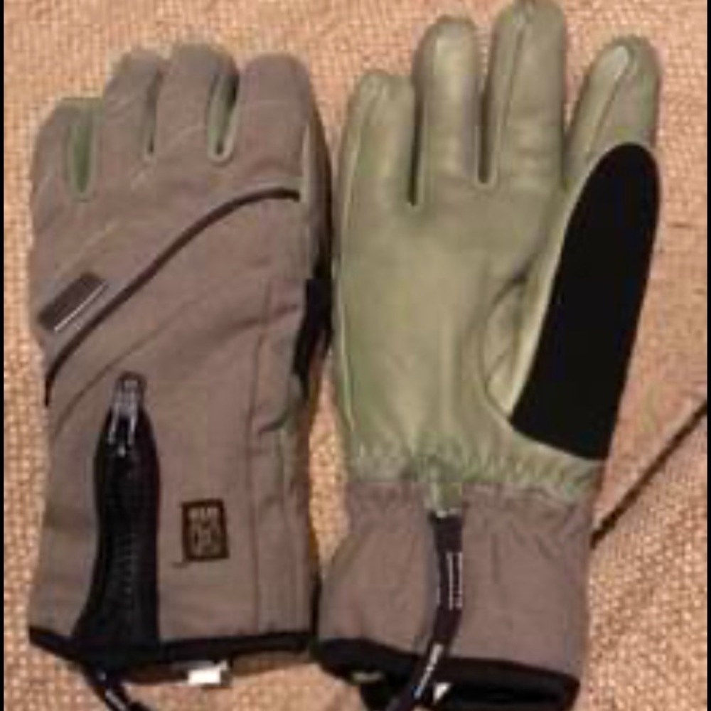 POW gloves